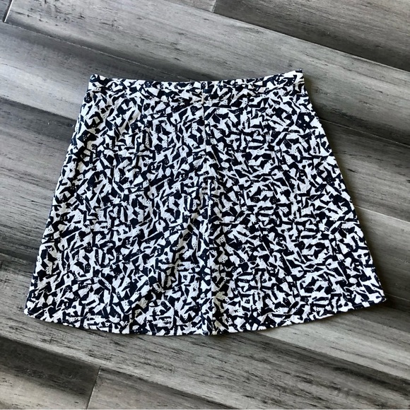 ❤️ LAST DAY Theory 'Lonati Pescara' Eyelet A-Line Mini Skirt - Picture 5 of 10